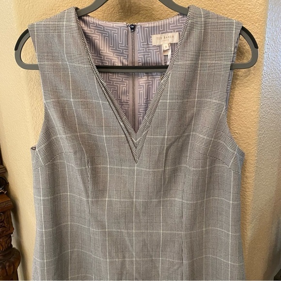 NWOT~TED BAKER Women Gray Plaid V-Neck Sleeveless Career Party Dress Size 5-12US - Picture 2 of 9